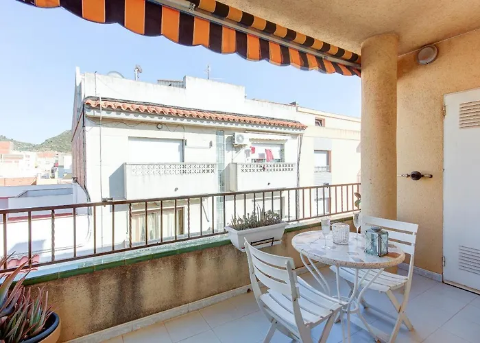 Francesc Macia - Immo Barneda רוזס